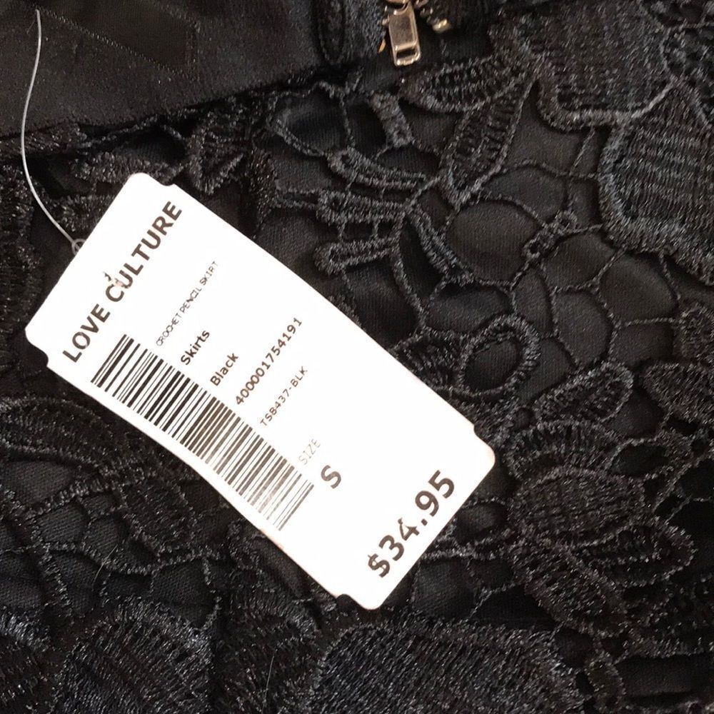 NWT black crochet skirt - Picture 5 of 5